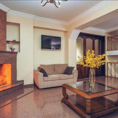 7 Star Bed & Breakfast Tbilisi Exterior photo