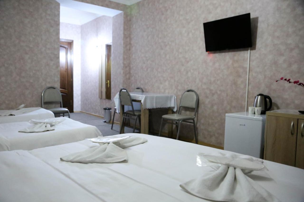 7 Star Bed & Breakfast Tbilisi Exterior photo