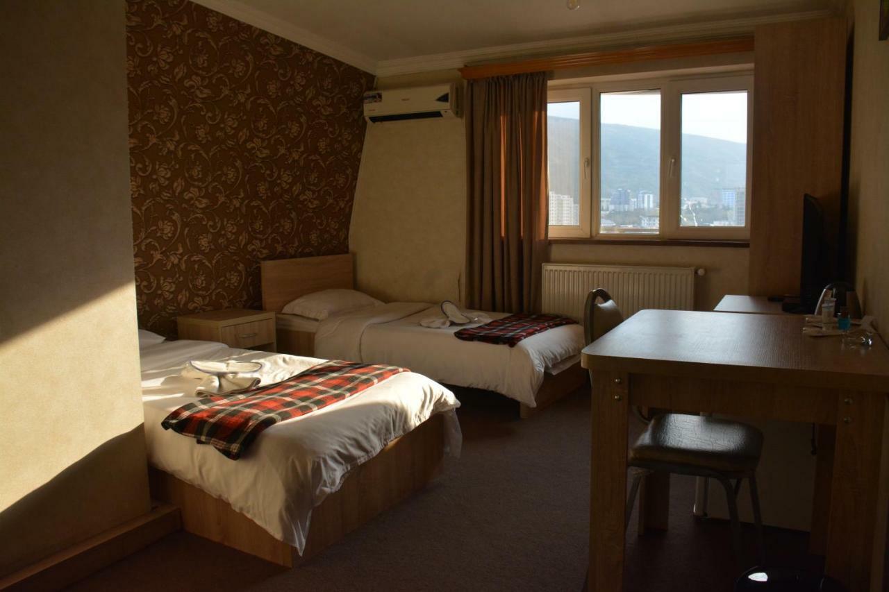 7 Star Bed & Breakfast Tbilisi Exterior photo