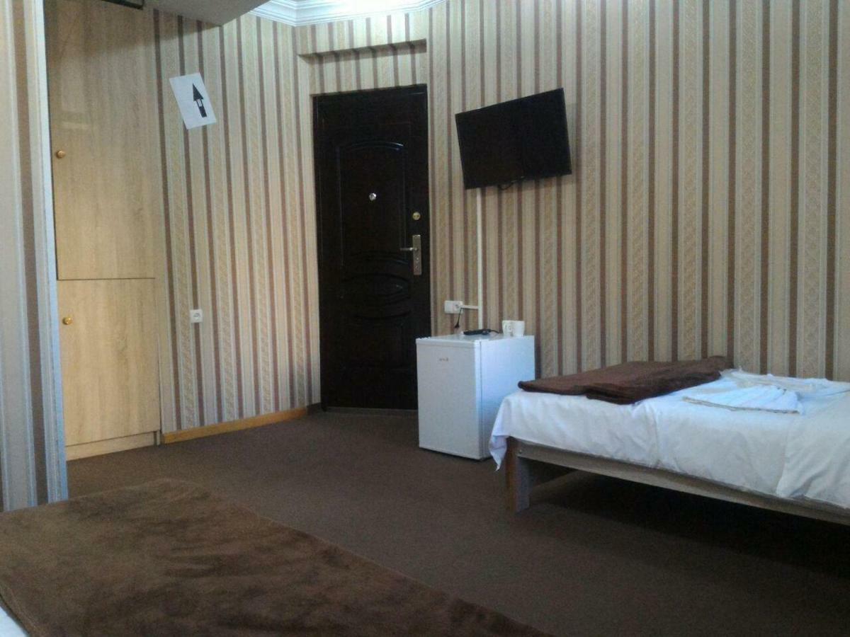 7 Star Bed & Breakfast Tbilisi Exterior photo