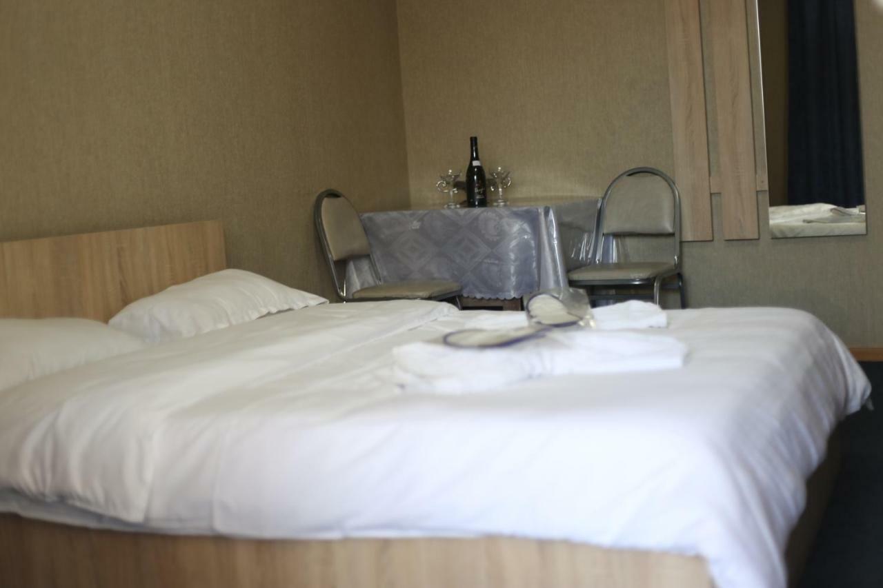 7 Star Bed & Breakfast Tbilisi Exterior photo