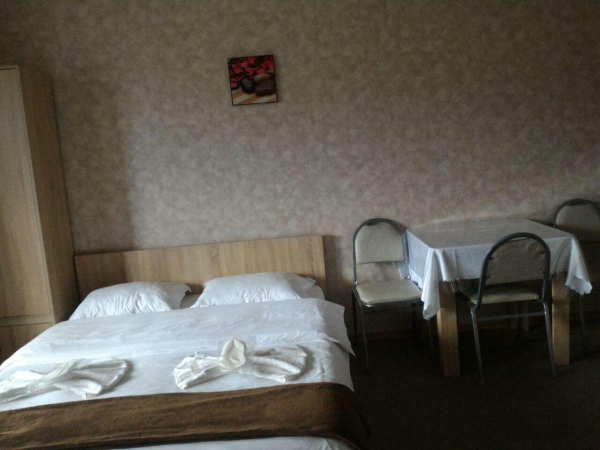 7 Star Bed & Breakfast Tbilisi Exterior photo