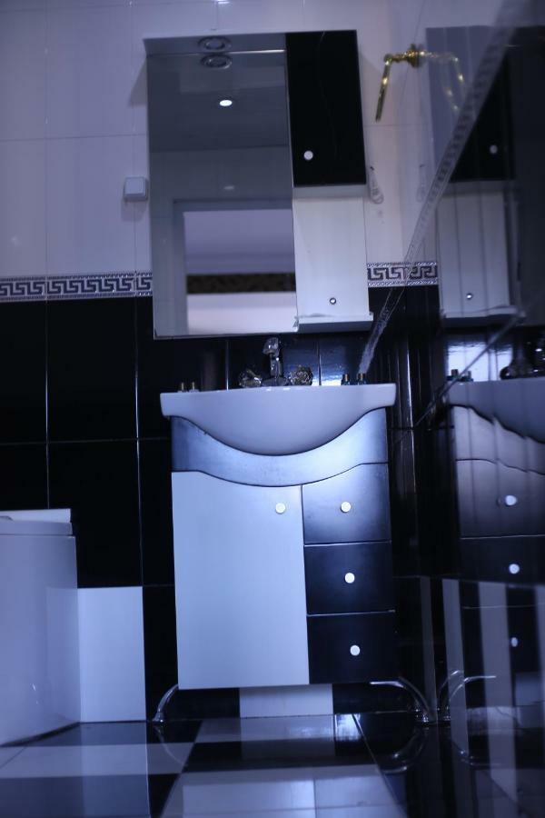 7 Star Bed & Breakfast Tbilisi Exterior photo