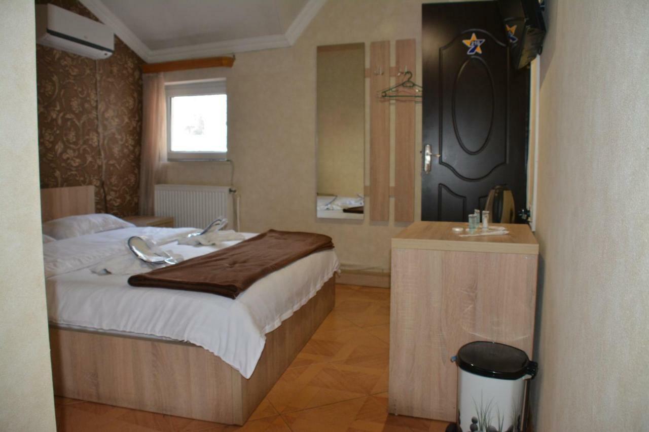 7 Star Bed & Breakfast Tbilisi Exterior photo