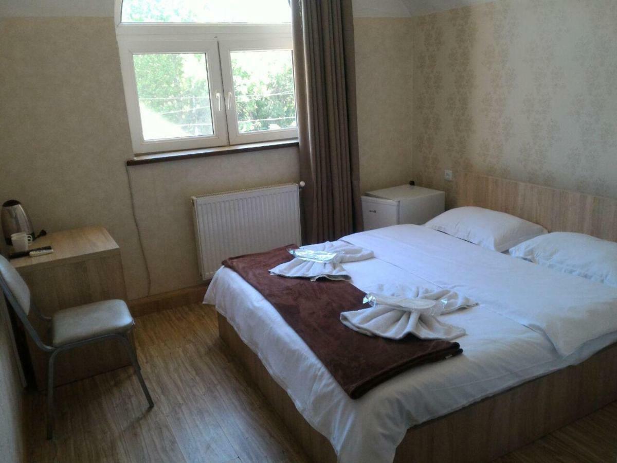 7 Star Bed & Breakfast Tbilisi Exterior photo