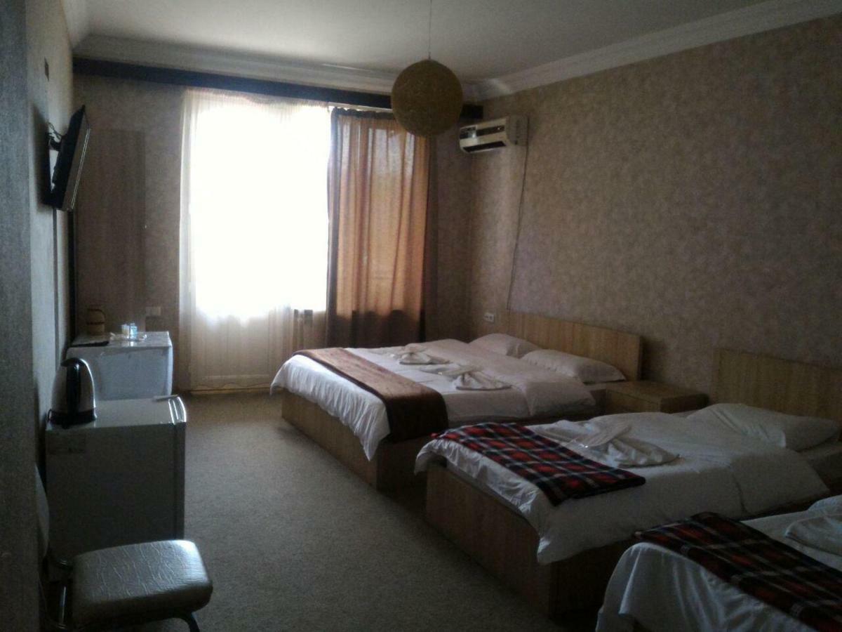 7 Star Bed & Breakfast Tbilisi Exterior photo