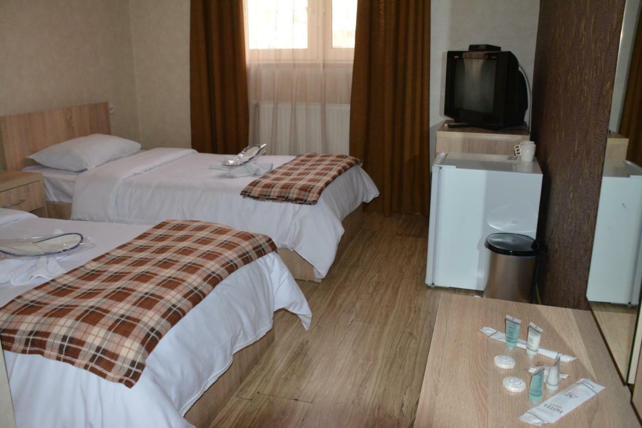 7 Star Bed & Breakfast Tbilisi Exterior photo