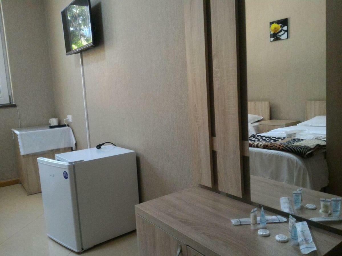 7 Star Bed & Breakfast Tbilisi Exterior photo